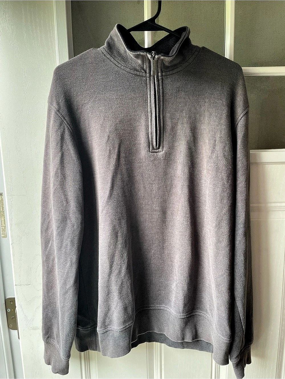 Van Heusen Men's Quarter-Zip Pullover Gray Large